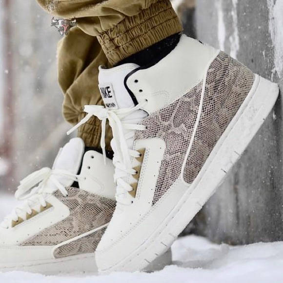 nike air python gold